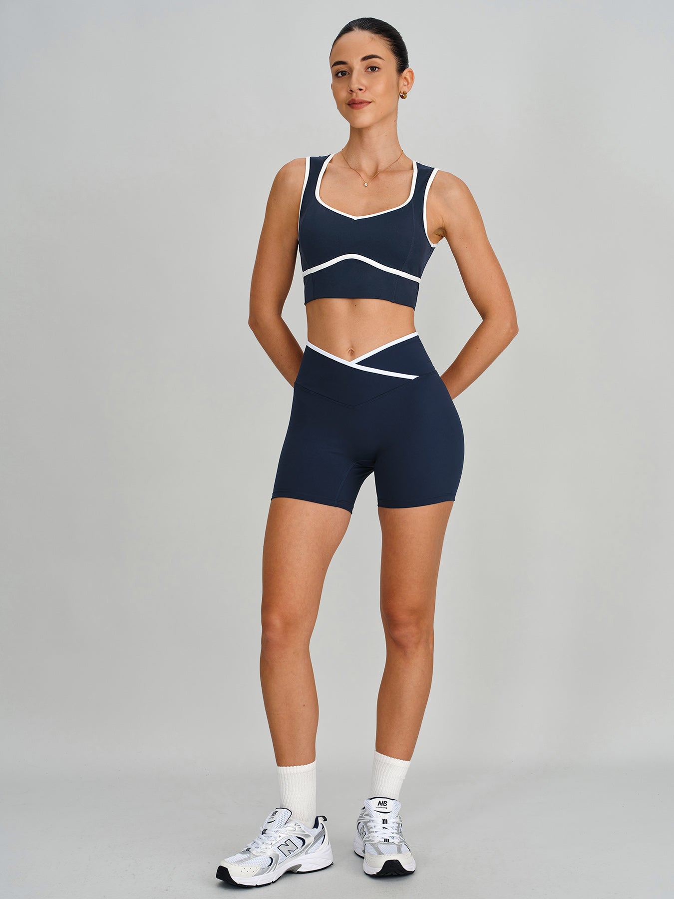 Women's Knitted Nylon Sports Bra Sustainable Yoga Tops - BERLOOK