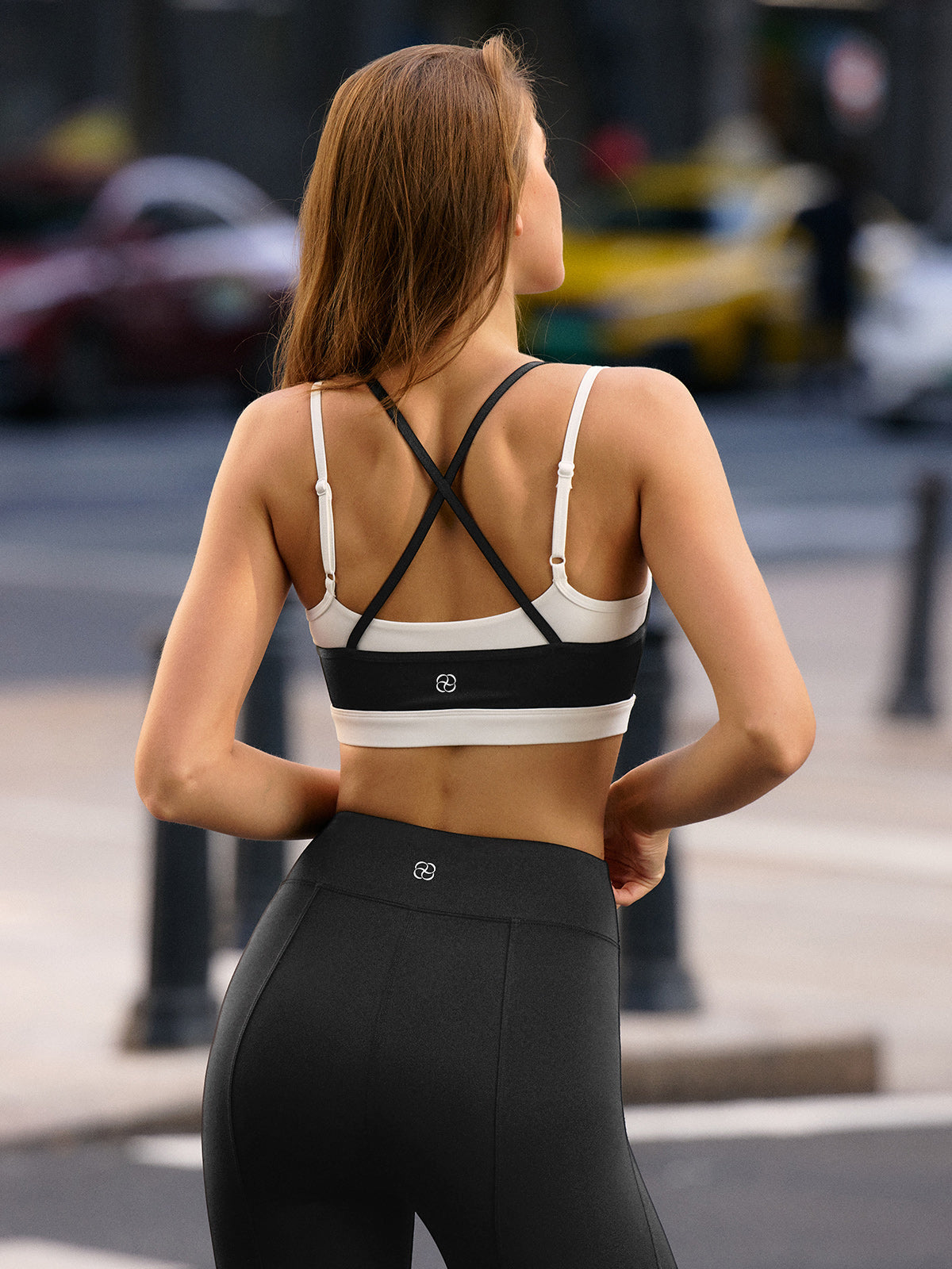 Women's Knitted Nylon Sports Bra Sustainable Yoga Tops - BERLOOK