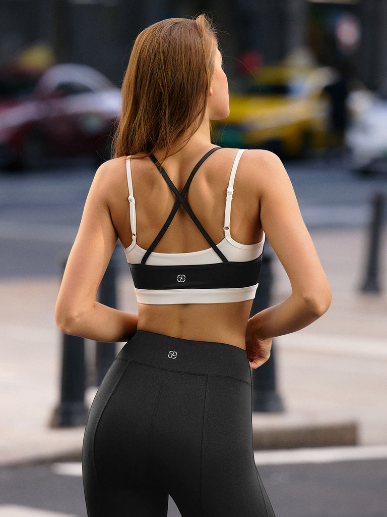 Women's Knitted Nylon Sports Bra Sustainable Yoga Tops - BERLOOK