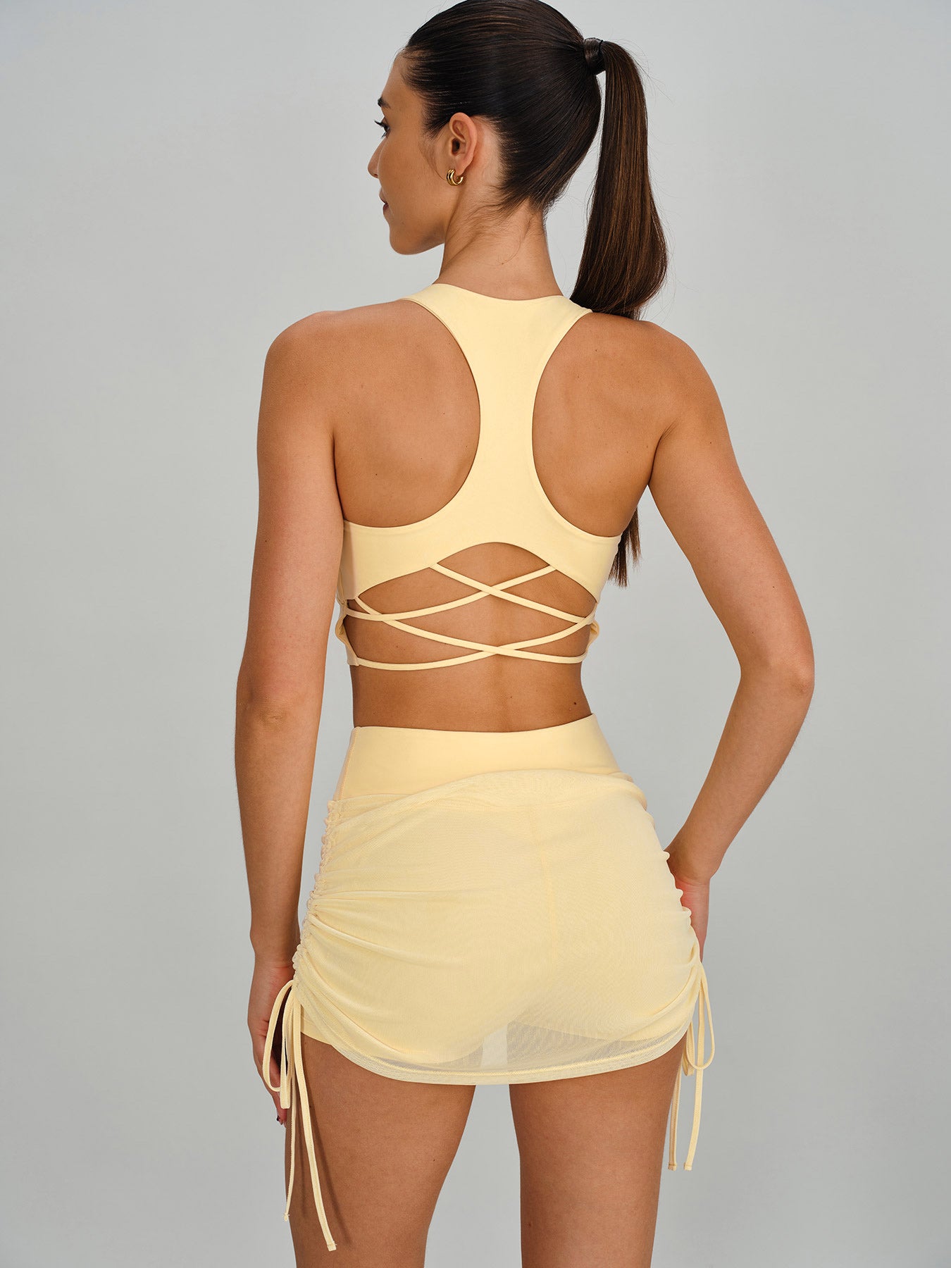 Women's Knitted Nylon Sports Bra Sustainable Yoga Tops - BERLOOK