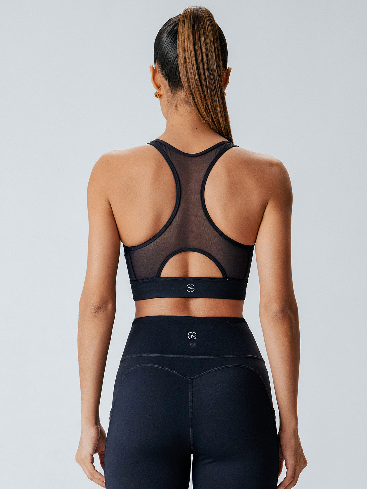 Women's Knitted Nylon Sports Bras Sustainable Yoga Tops - BERLOOK