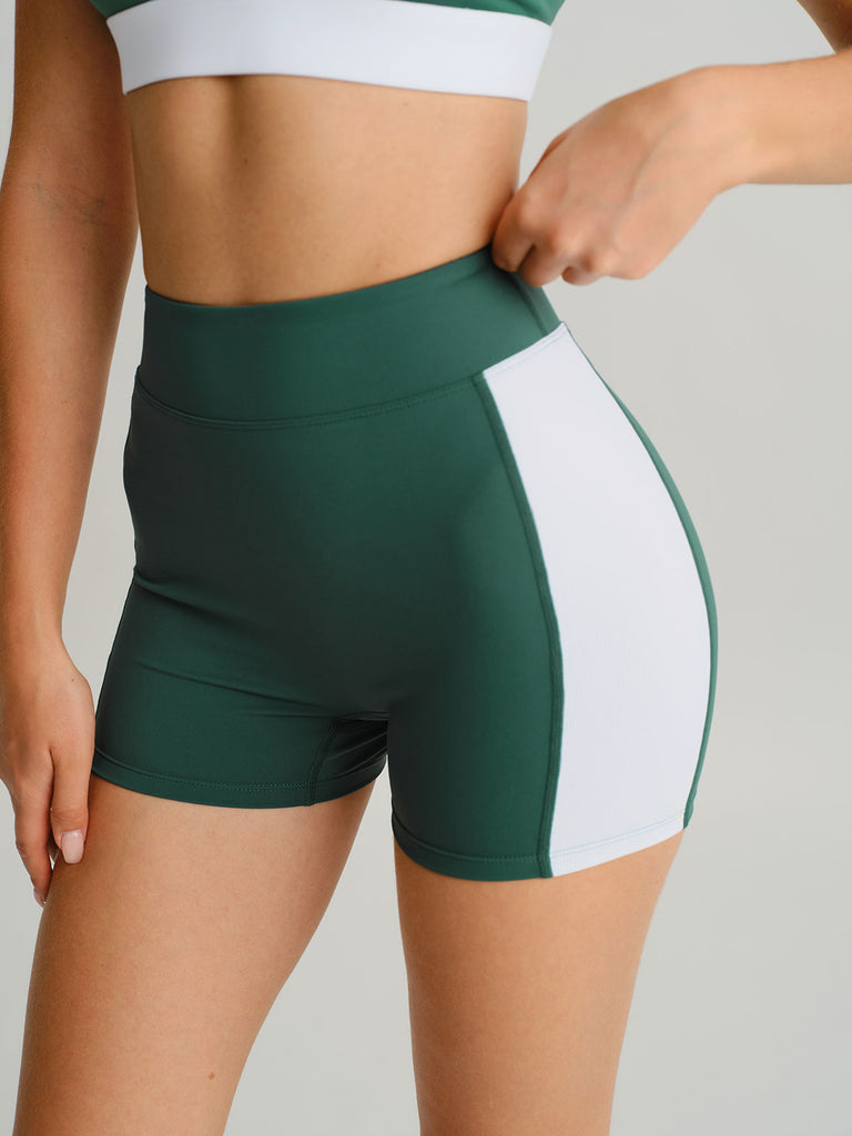 Women's Knitted Nylon Sports Shorts Green Sustainable Yoga Bottoms - BERLOOK