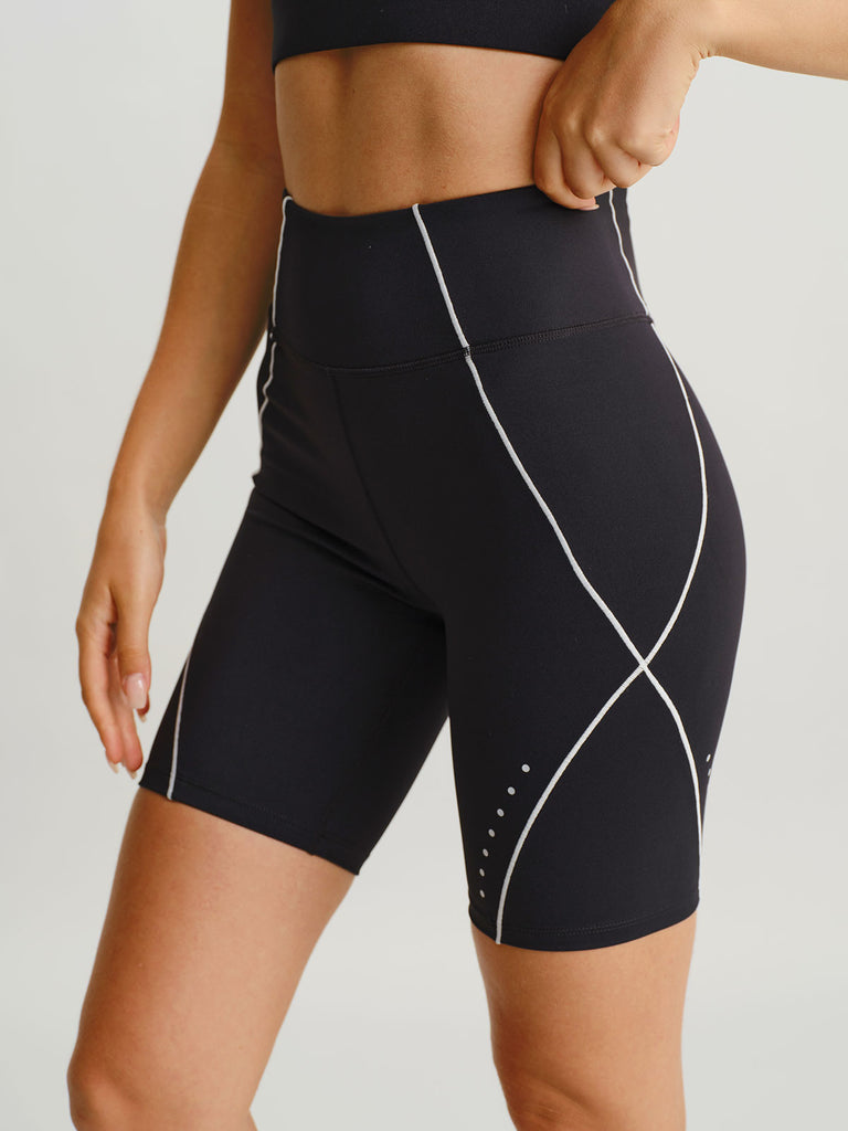 Women's Knitted Nylon Sports Shorts Sustainable Yoga Bottoms - BERLOOK
