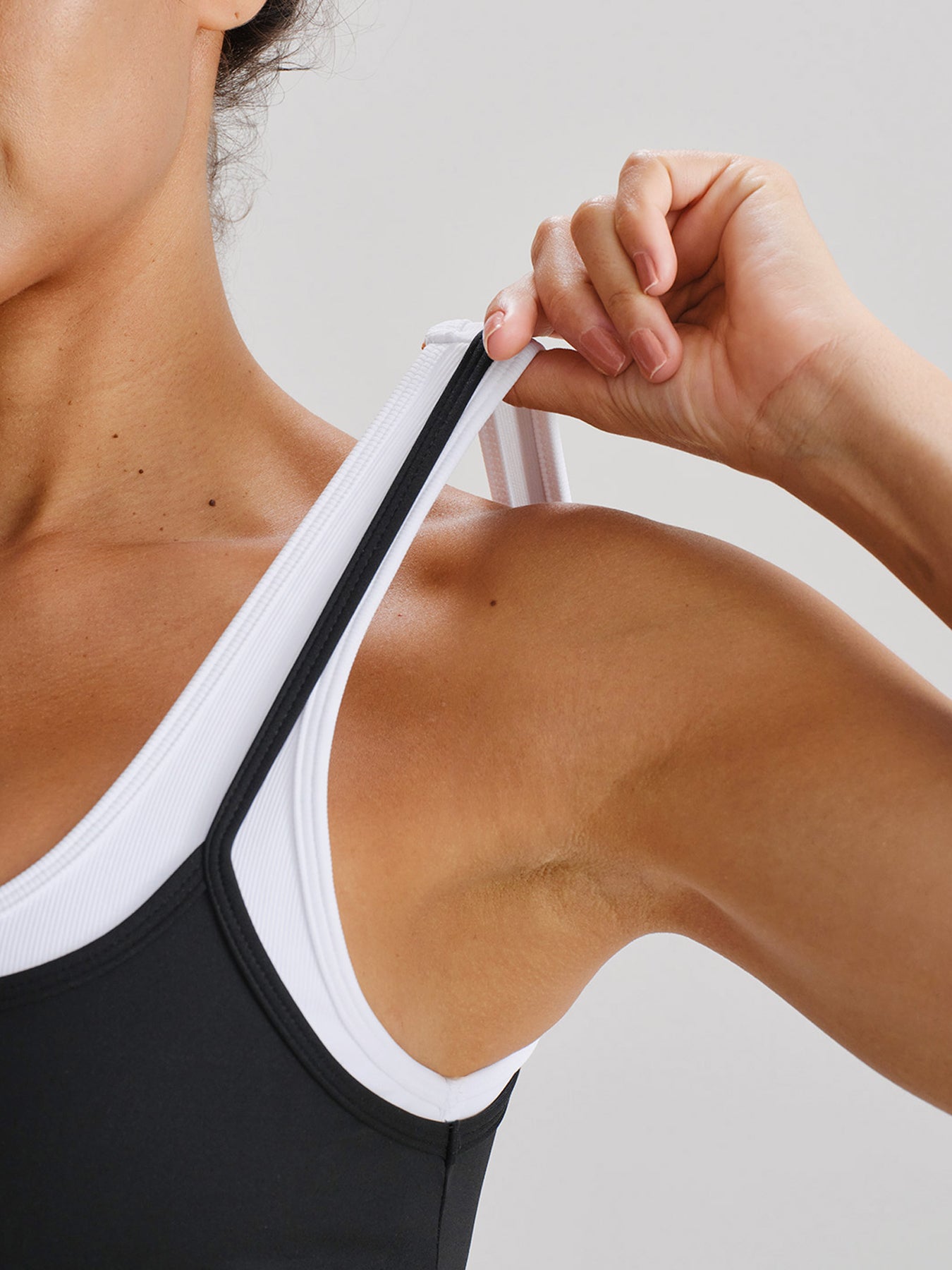 Women's Knitted Nylon Tank Tops Sustainable Yoga Tops - BERLOOK
