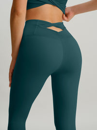 Women's Knitted Nylon Yoga Leggings Blue Sustainable Yoga Bottoms - BERLOOK