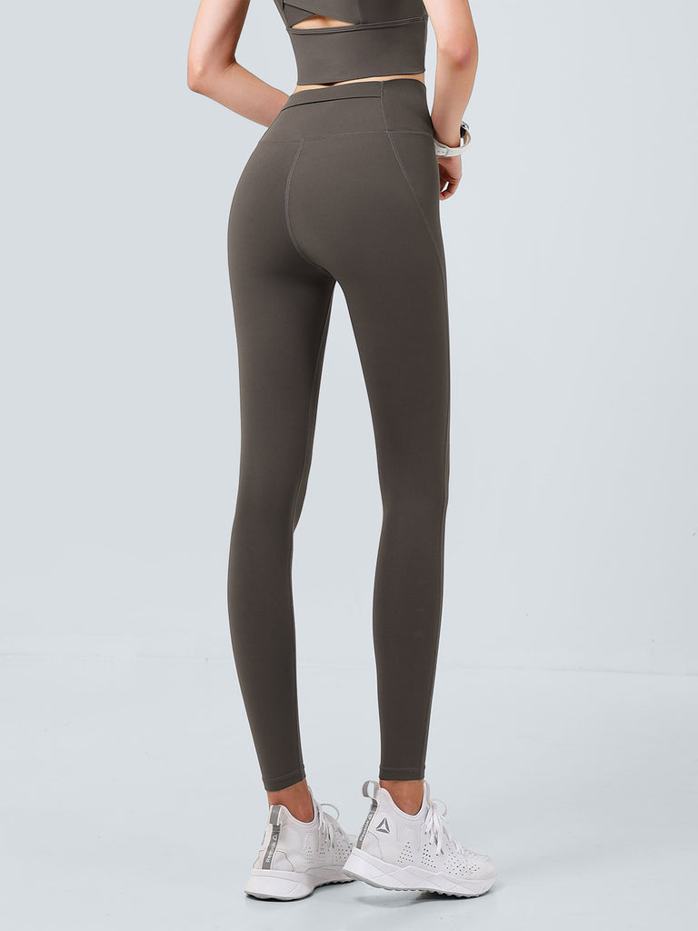 Women's Knitted Nylon Yoga Leggings Dark Coffee Sustainable Yoga Bottoms - BERLOOK