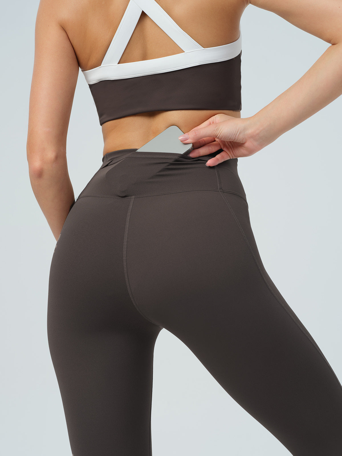 Women's Knitted Nylon Yoga Leggings Sustainable Yoga Bottoms - BERLOOK