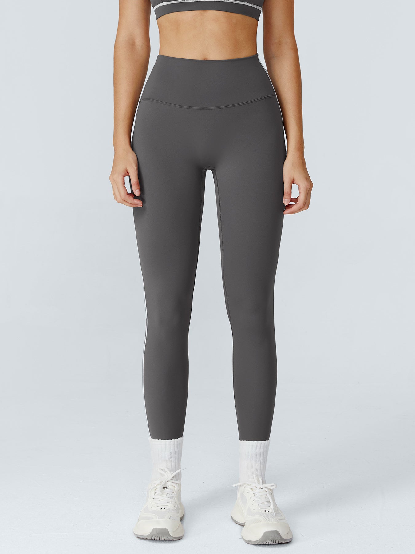 Women's Knitted Nylon Yoga Leggings Sustainable Yoga Bottoms - BERLOOK