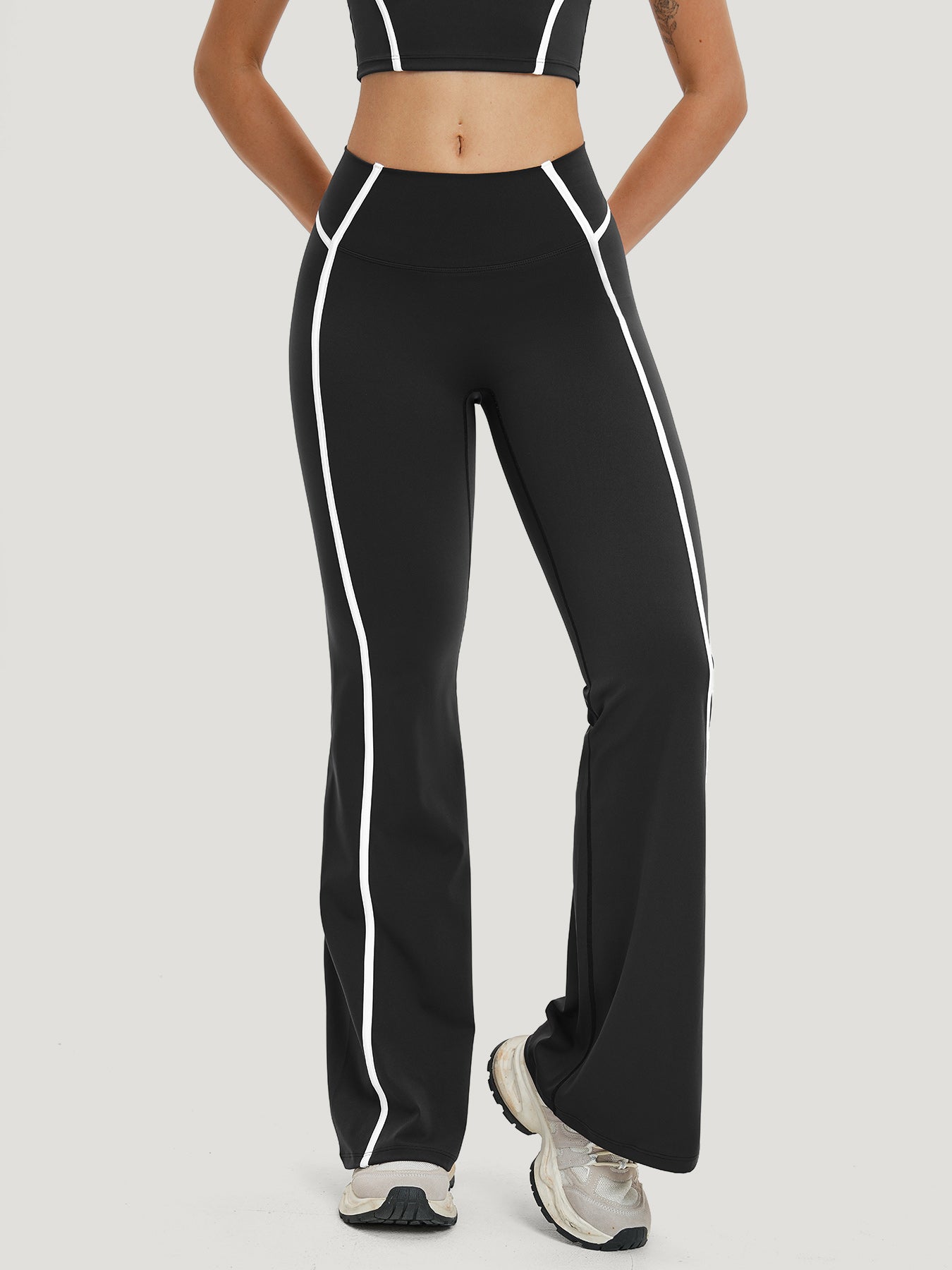Women's Knitted Nylon Yoga Leggings Sustainable Yoga Bottoms - BERLOOK