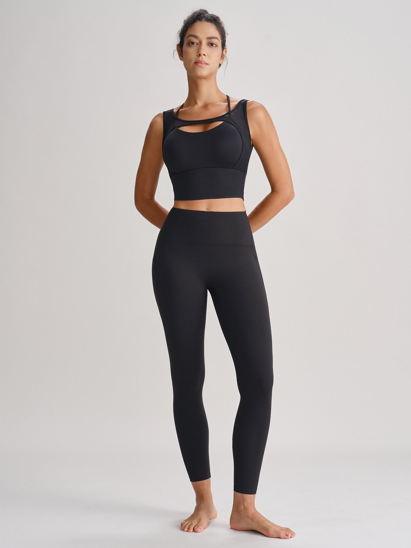 Women's Knitted Nylon Yoga Leggings Sustainable Yoga Bottoms - BERLOOK