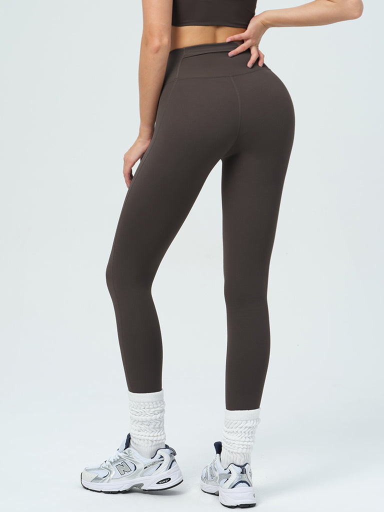 Women's Knitted Nylon Yoga Leggings Sustainable Yoga Bottoms - BERLOOK