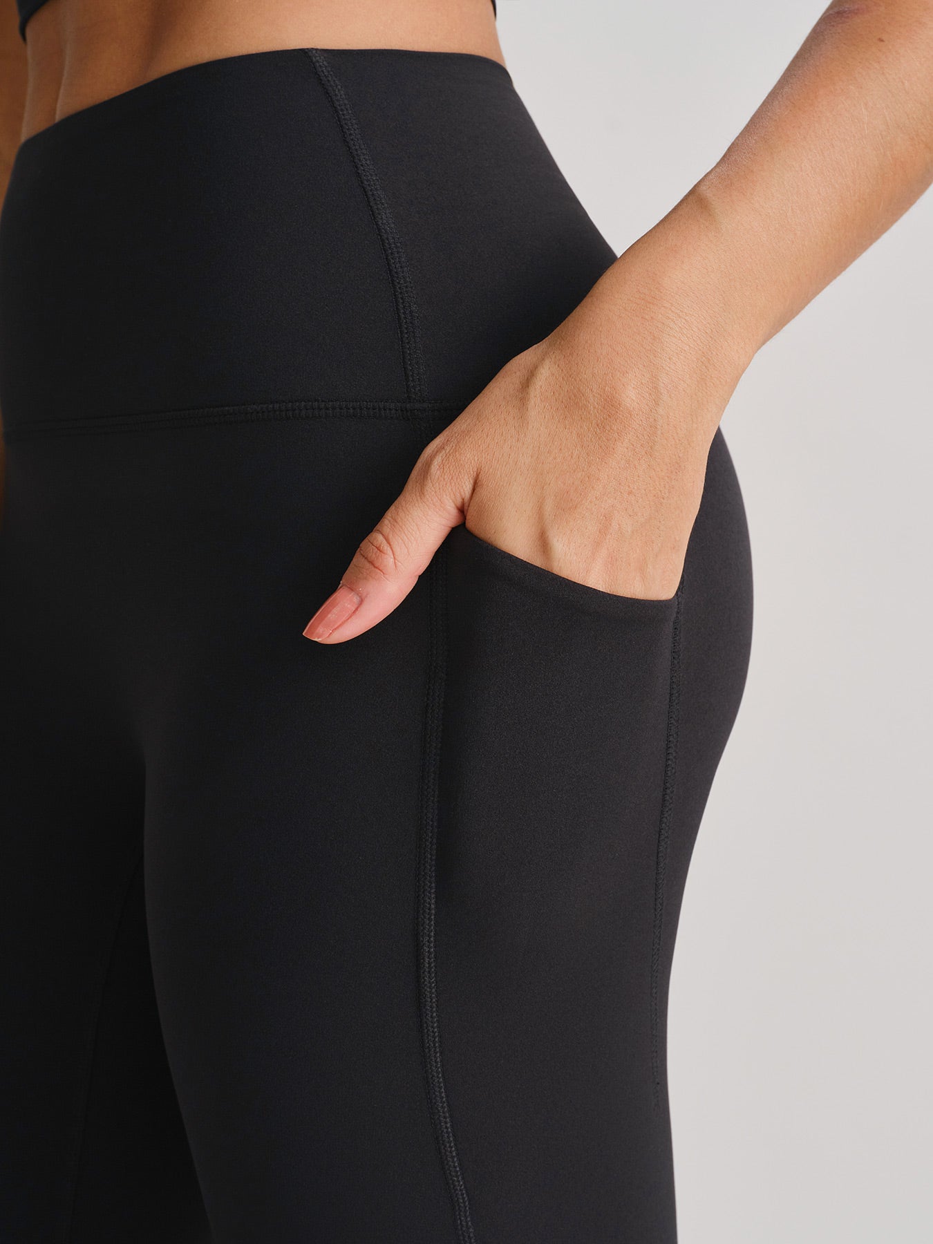 Women's Knitted Nylon Yoga Leggings Sustainable Yoga Bottoms - BERLOOK