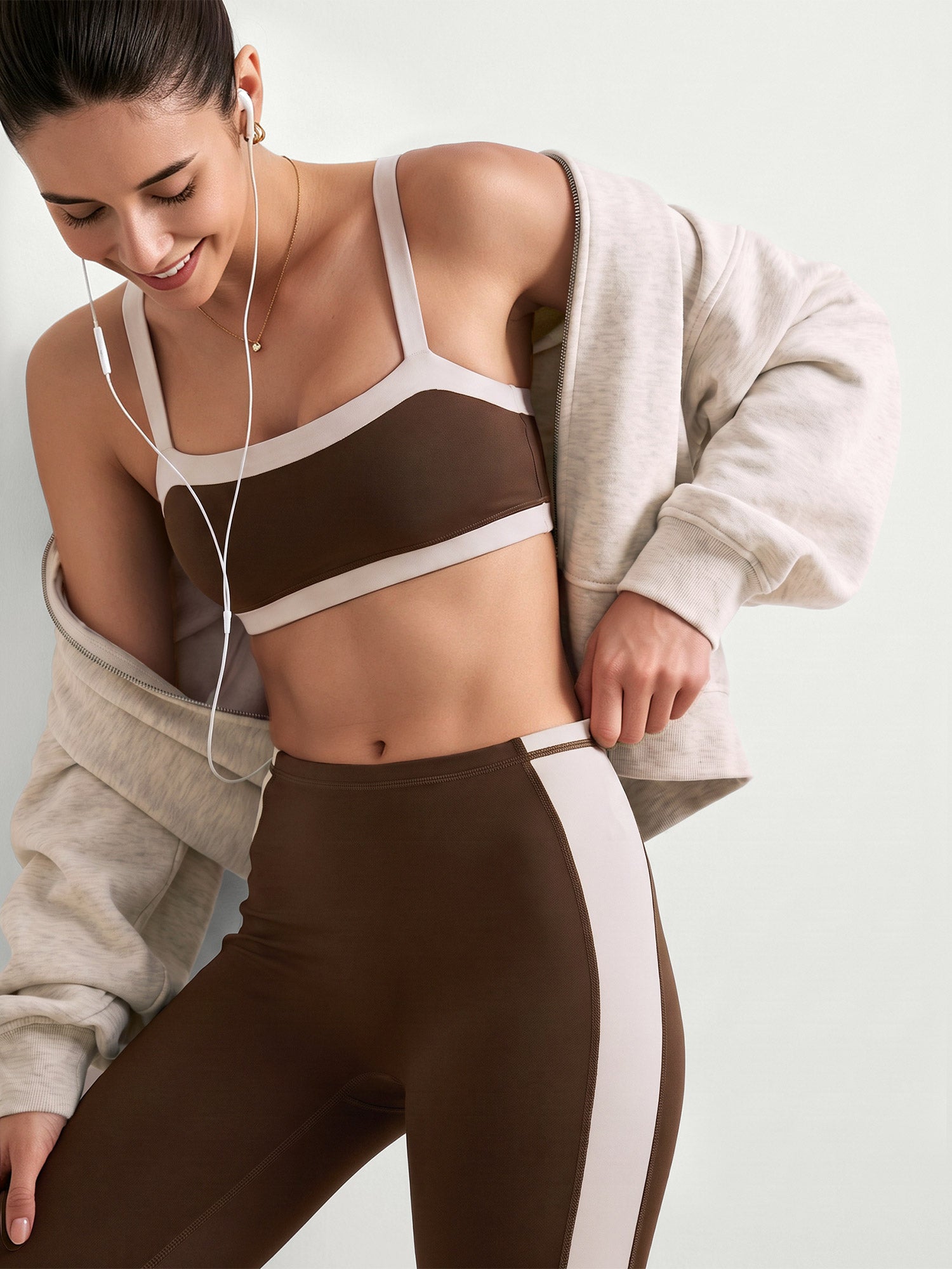 Women's Knitted Nylon Yoga Leggings Sustainable - BERLOOK