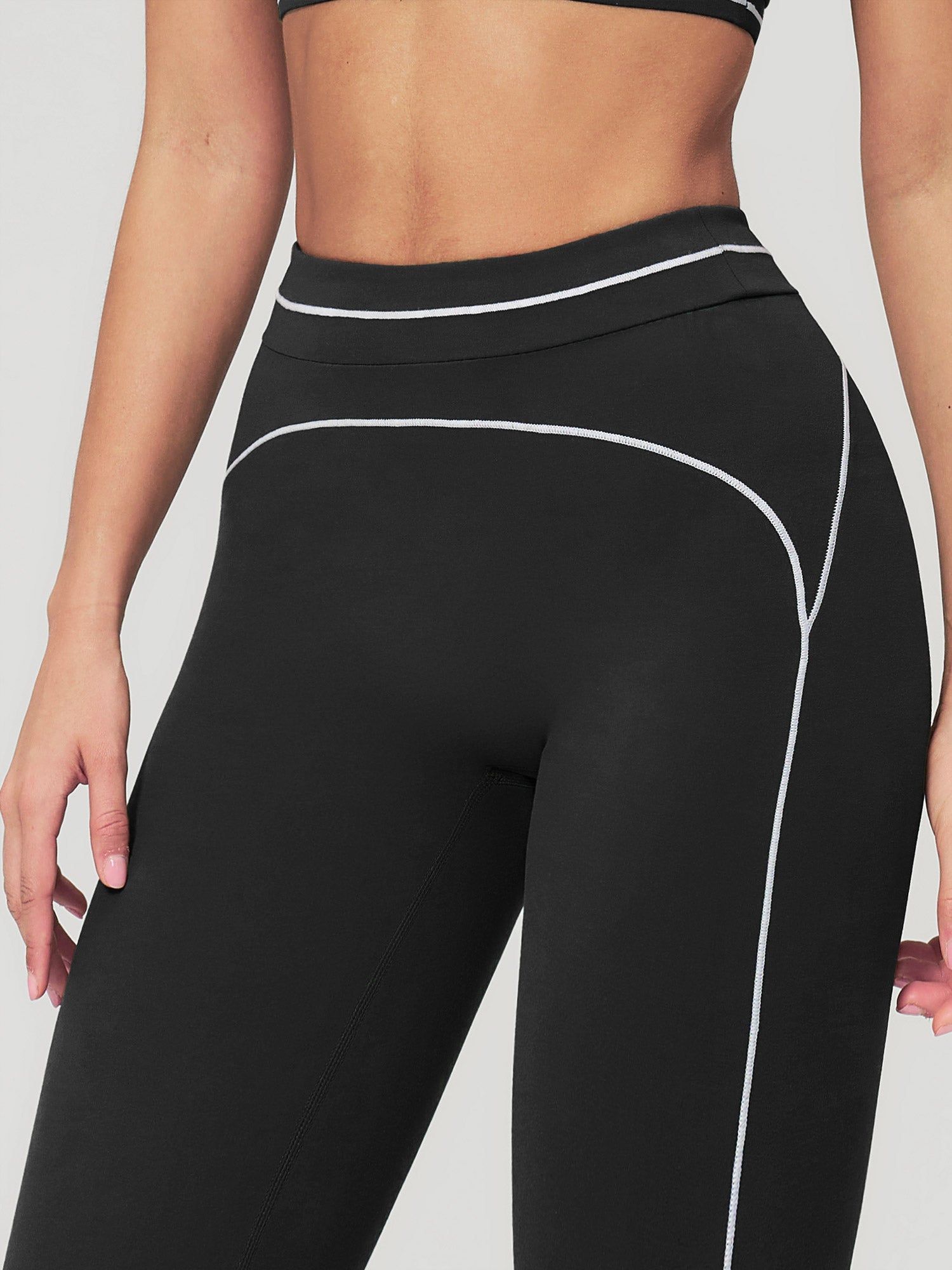 Women's Knitted Nylon Yoga Pants Sustainable - BERLOOK - 14