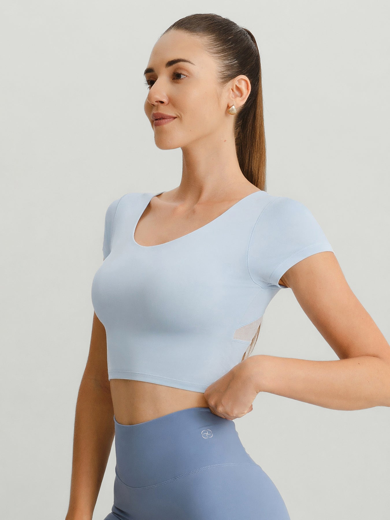 Women's Knitted Nylon Yoga Short Sleeve Tops Sustainable Yoga Tops - BERLOOK
