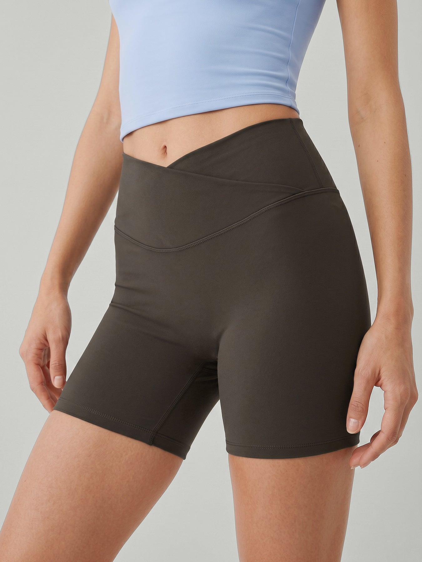 Women's Knitted Nylon Yoga Shorts Sustainable Yoga Bottoms - BERLOOK