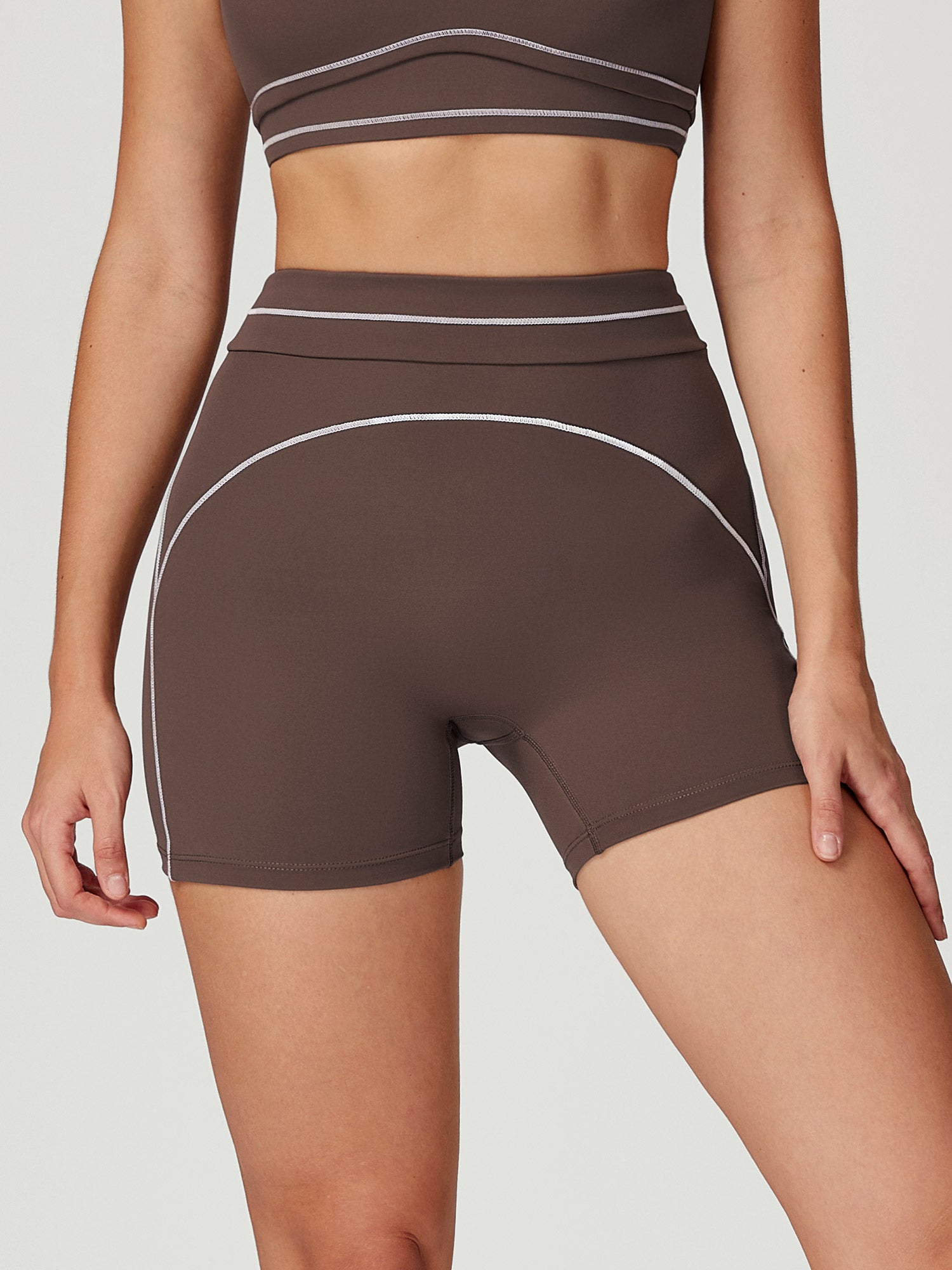 Women's Knitted Nylon Yoga Shorts Sustainable - BERLOOK
