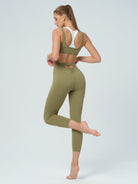 Women's Knitted Nylon Yoga Sports Bra Sustainable Yoga Tops - BERLOOK