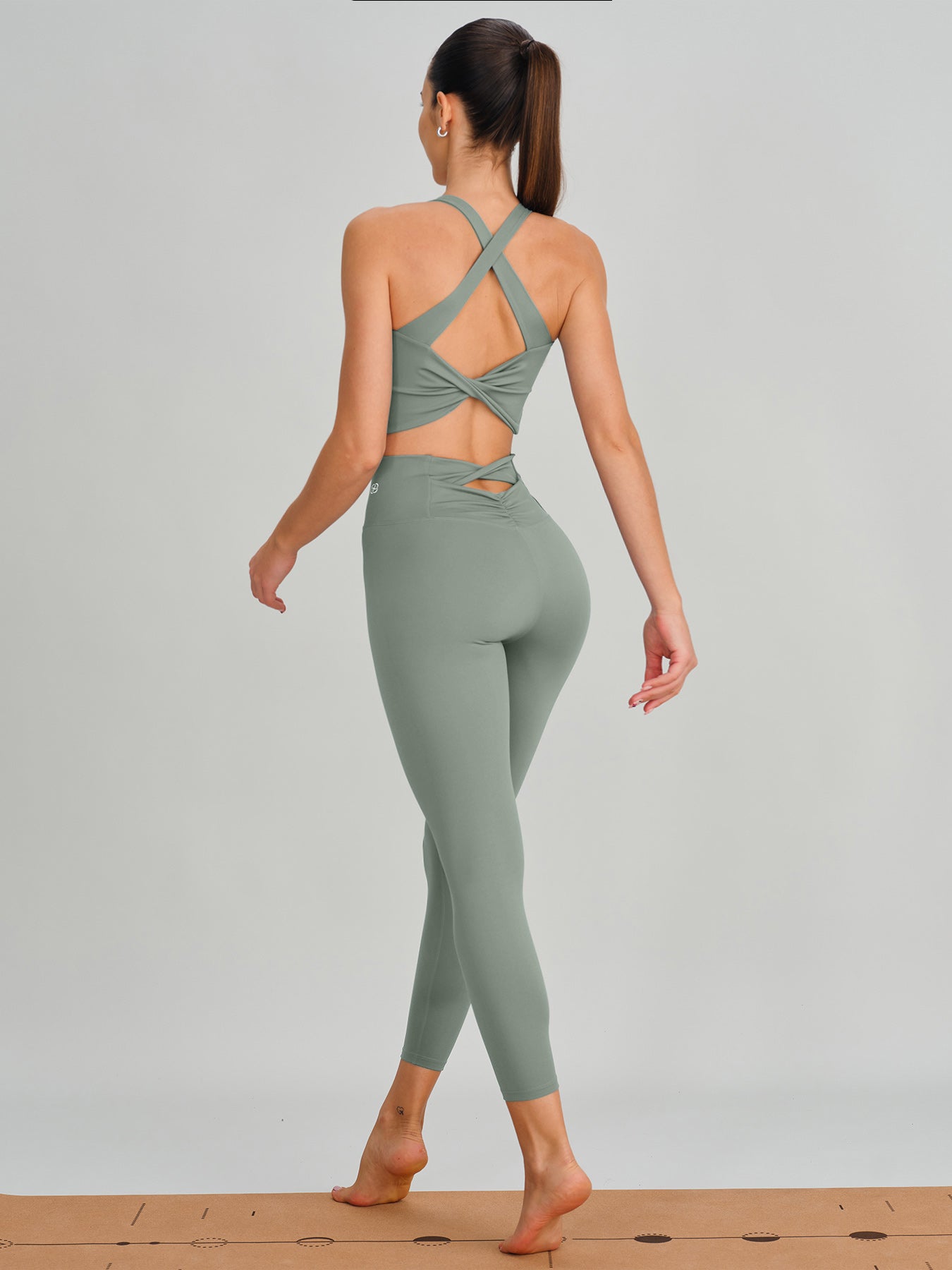 Women's Knitted Nylon Yoga Sports Bra Sustainable Yoga Tops - BERLOOK