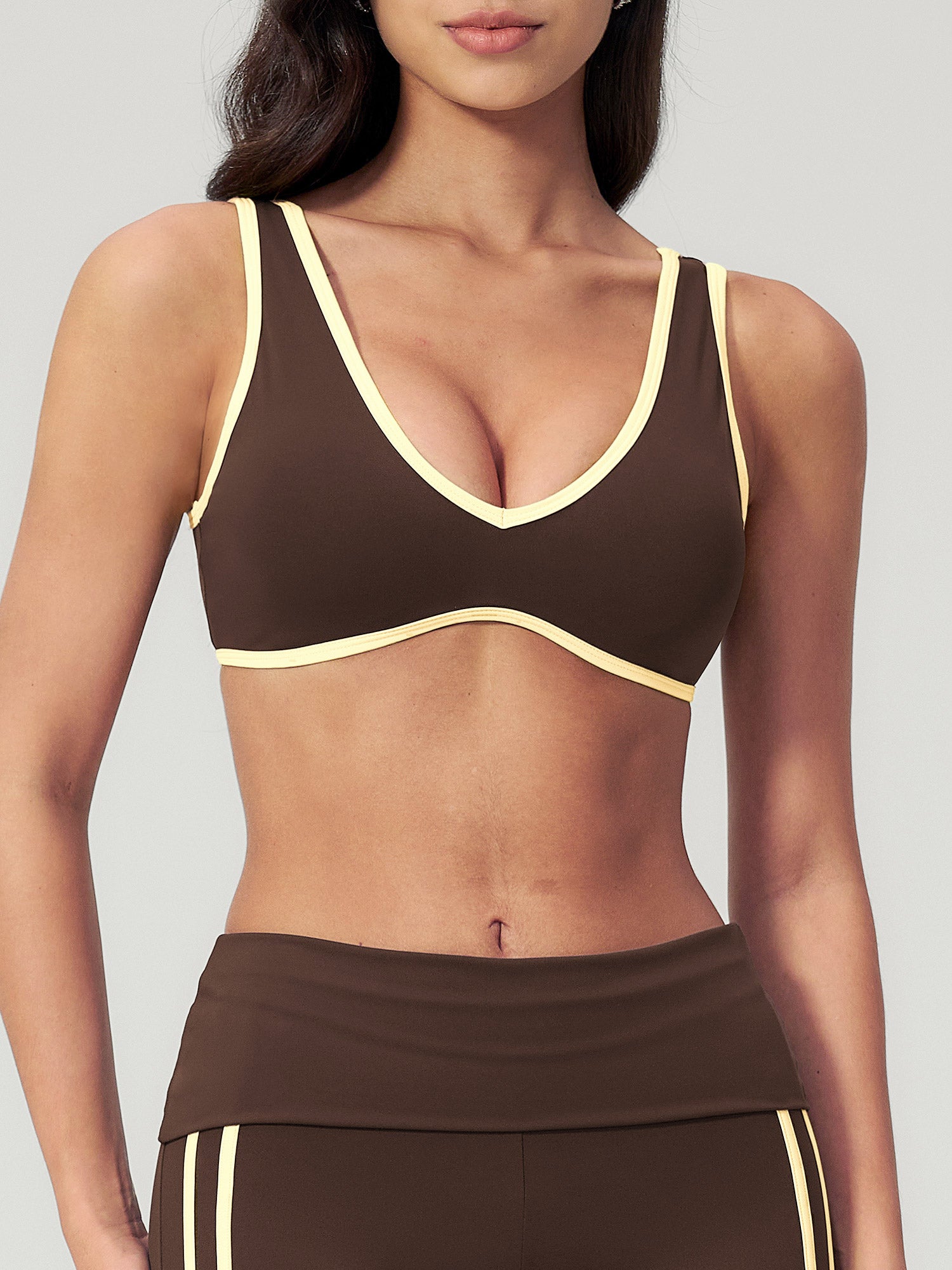 Women's Knitted Nylon Yoga Sports Bras Sustainable - BERLOOK - 01
