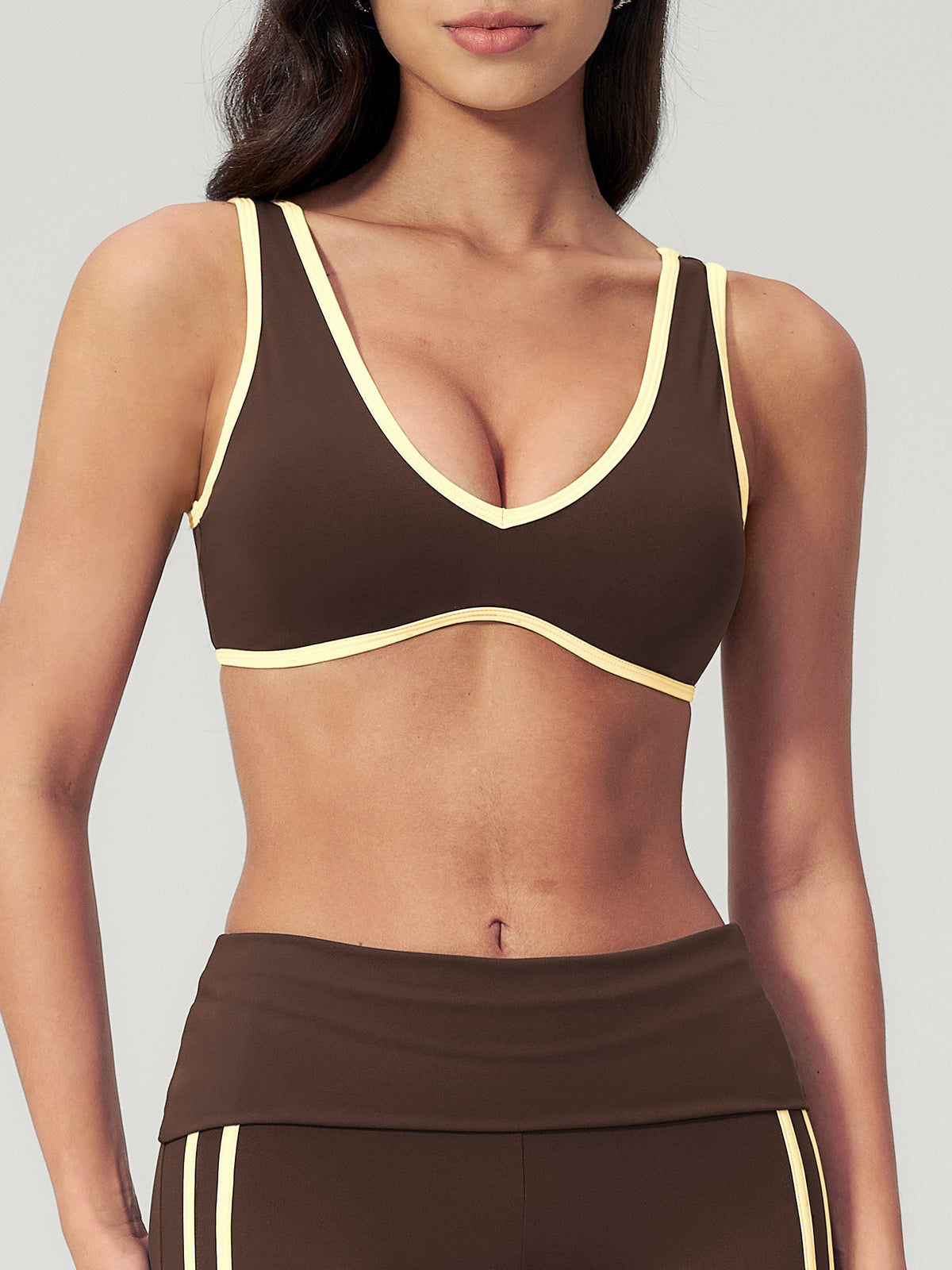 Women's Knitted Nylon Yoga Sports Bras Sustainable - BERLOOK - 01
