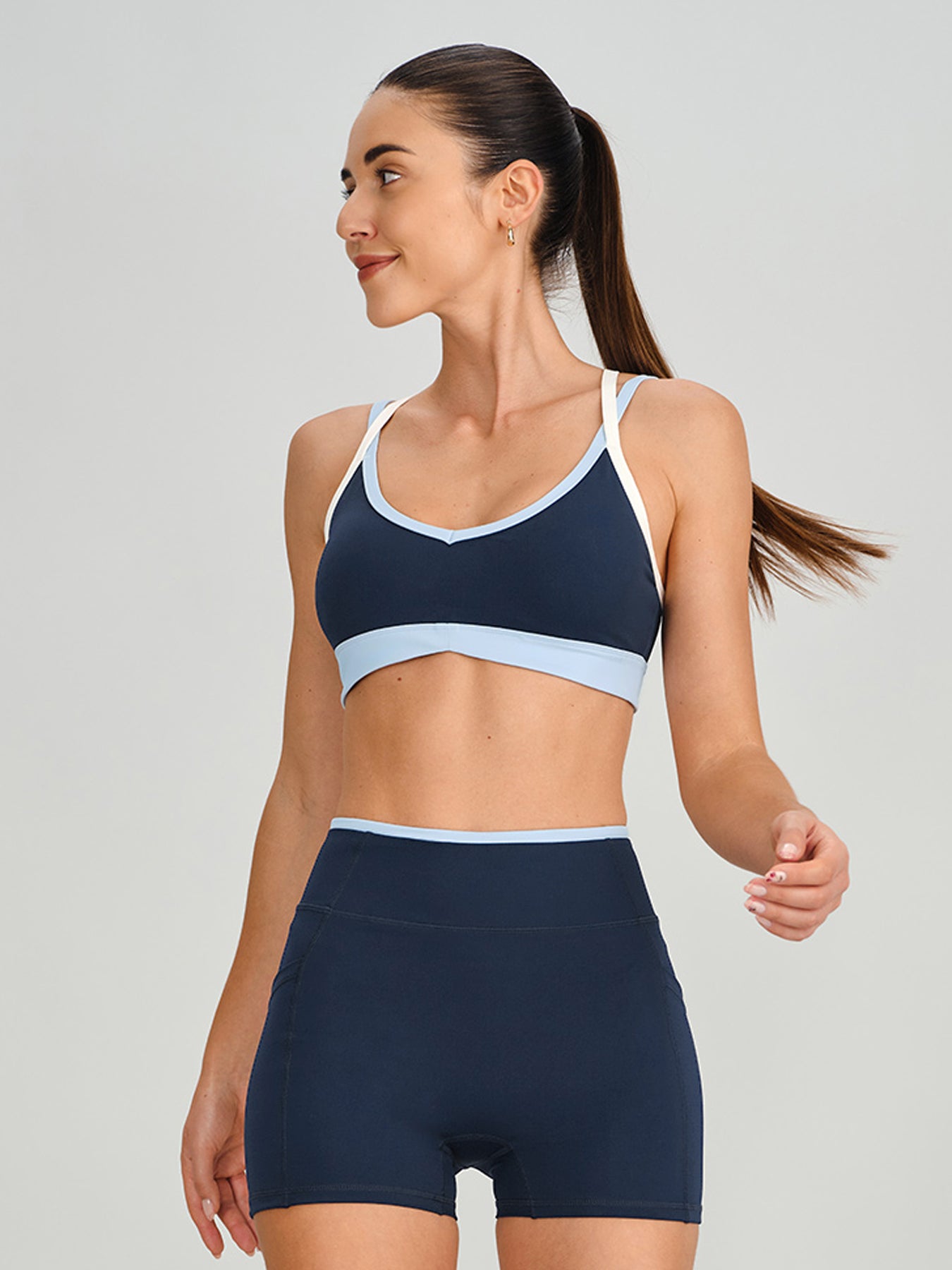 Women's Knitted Nylon Yoga Sports Bras Sustainable Yoga Tops - BERLOOK