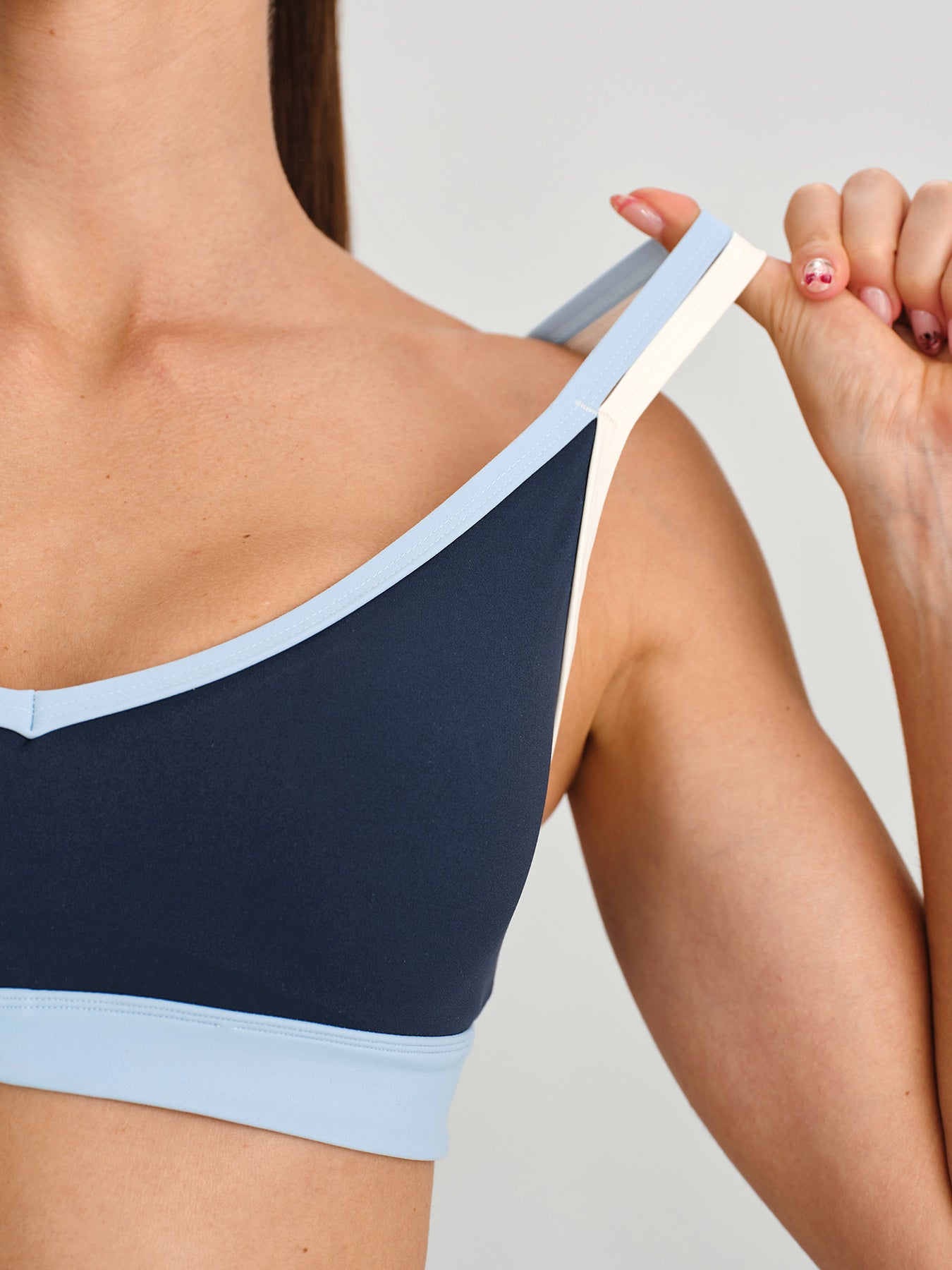 Women's Knitted Nylon Yoga Sports Bras Sustainable Yoga Tops - BERLOOK