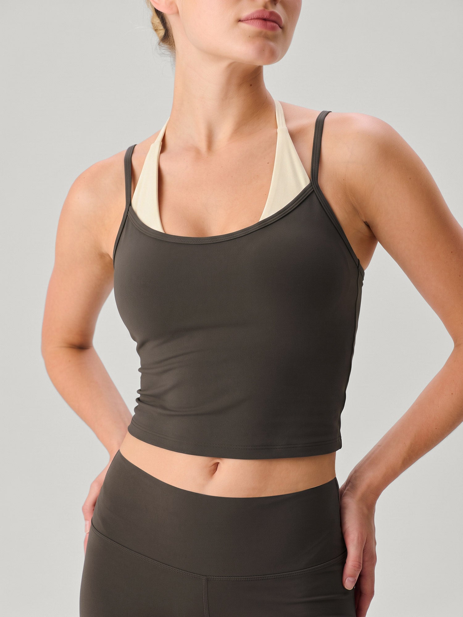 Women's Knitted Nylon Yoga Tank Top Coffee Sustainable - BERLOOK