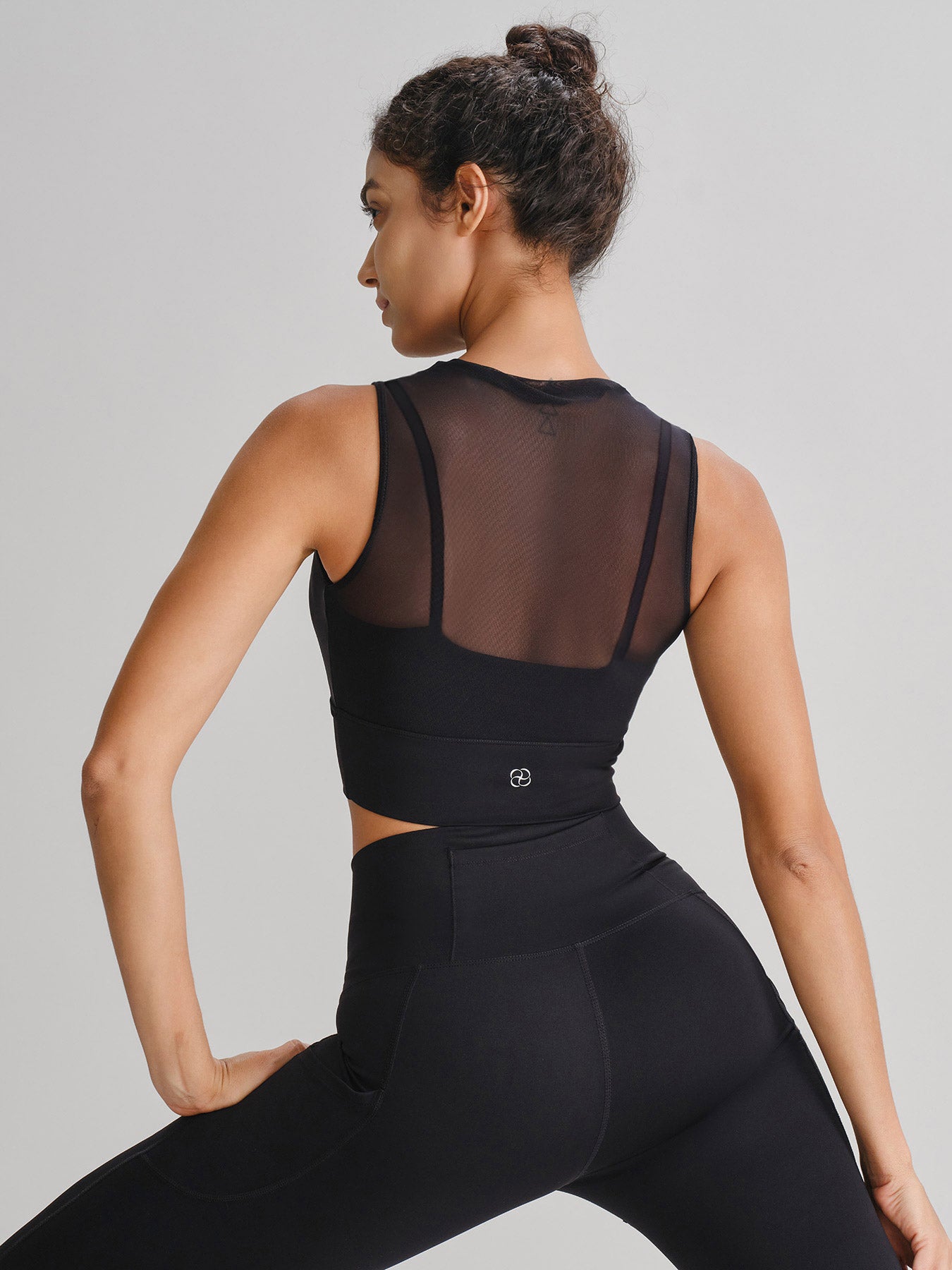 Women's Knitted Nylon Yoga Tank Top Sustainable - BERLOOK