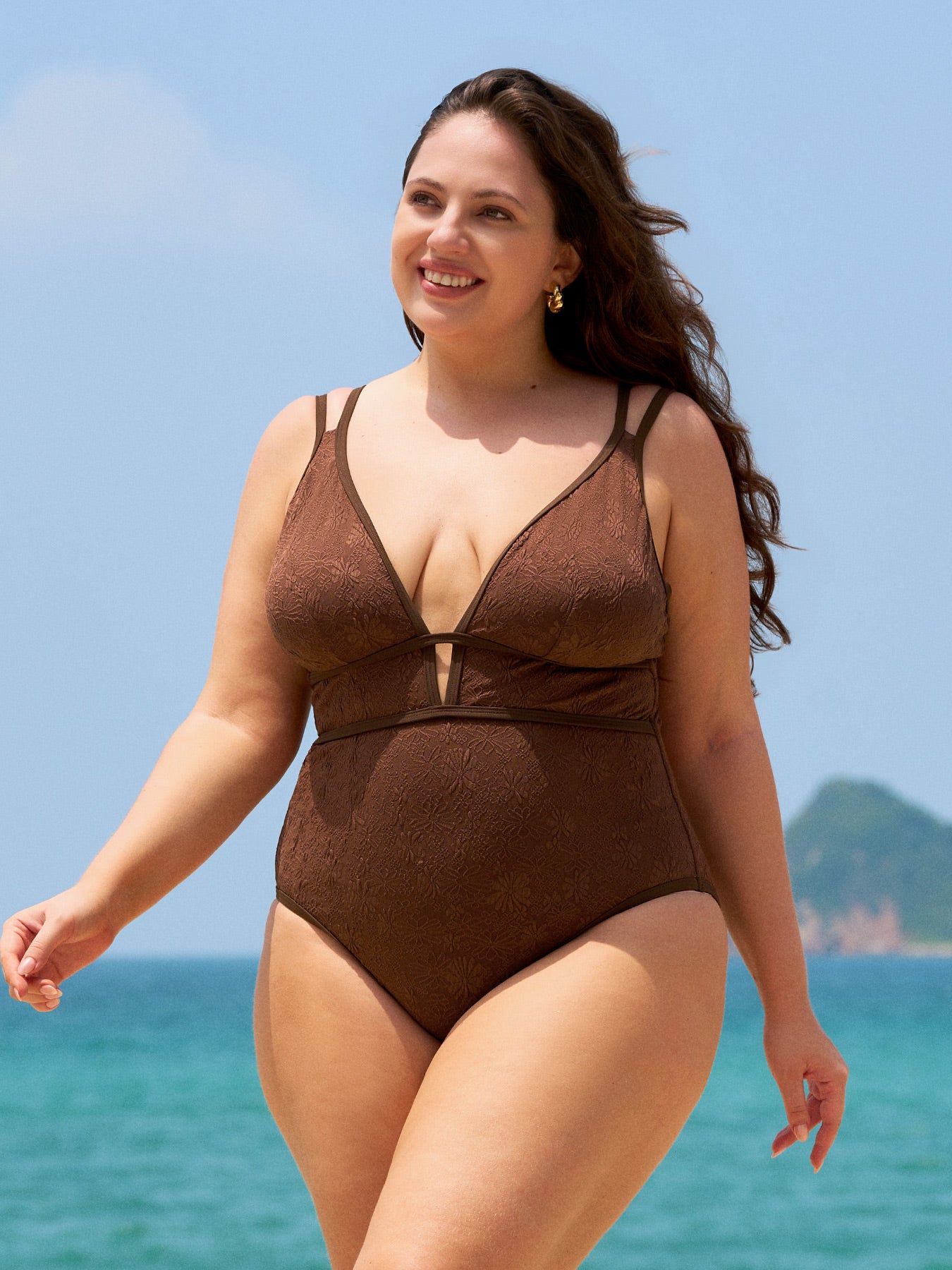 Women's Knitted Polyester One-Piece Swimsuit Sustainable Plus Size One-Pieces - BERLOOK
