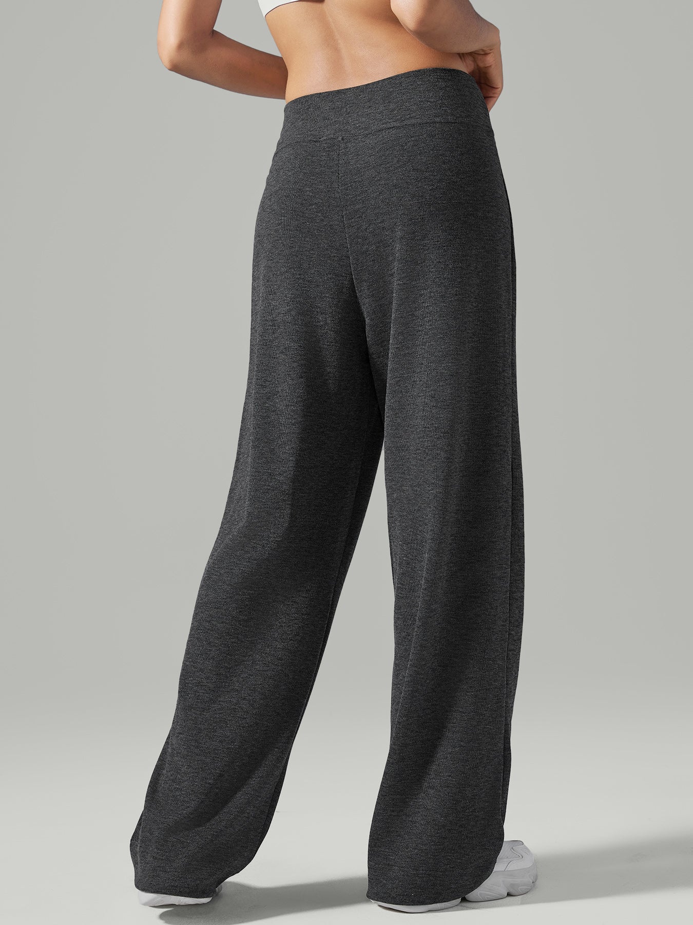 Women's Knitted Polyester Yoga Pants Sustainable Yoga Bottoms - BERLOOK