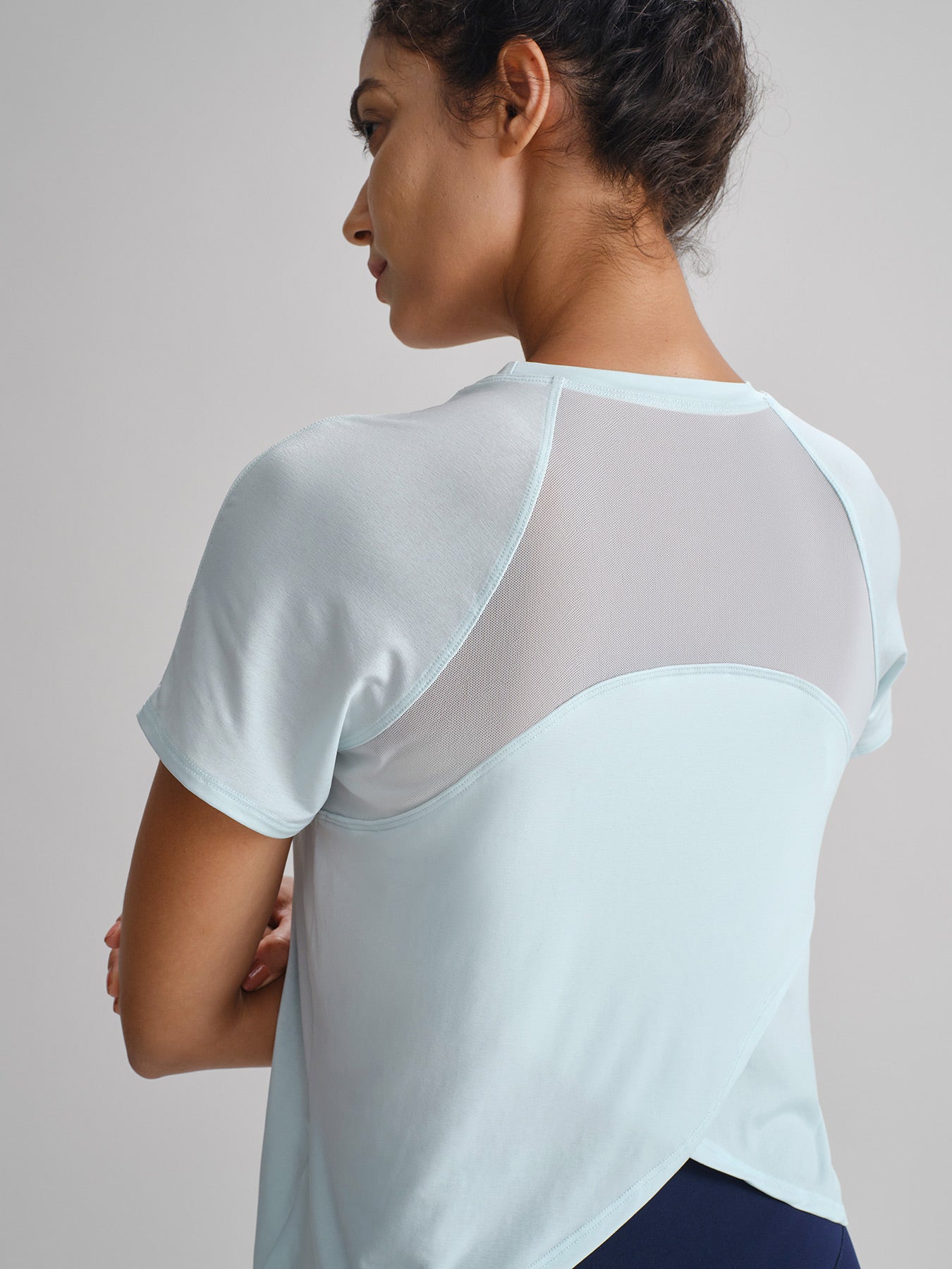 Women's Knitted Polyester Yoga Short Sleeve Top Sustainable Yoga Tops - BERLOOK