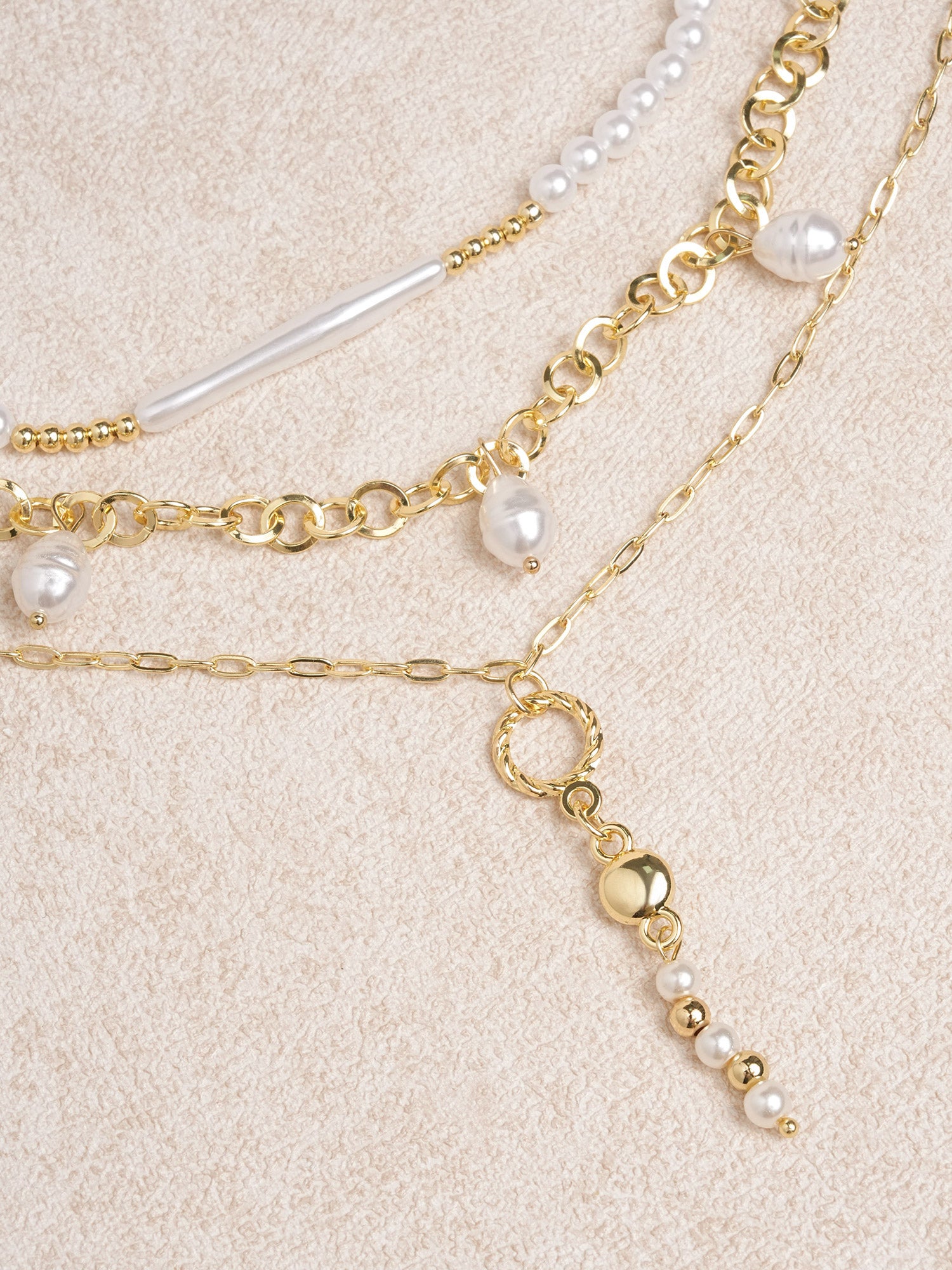 Women's pearl necklace Sustainable Necklaces - BERLOOK