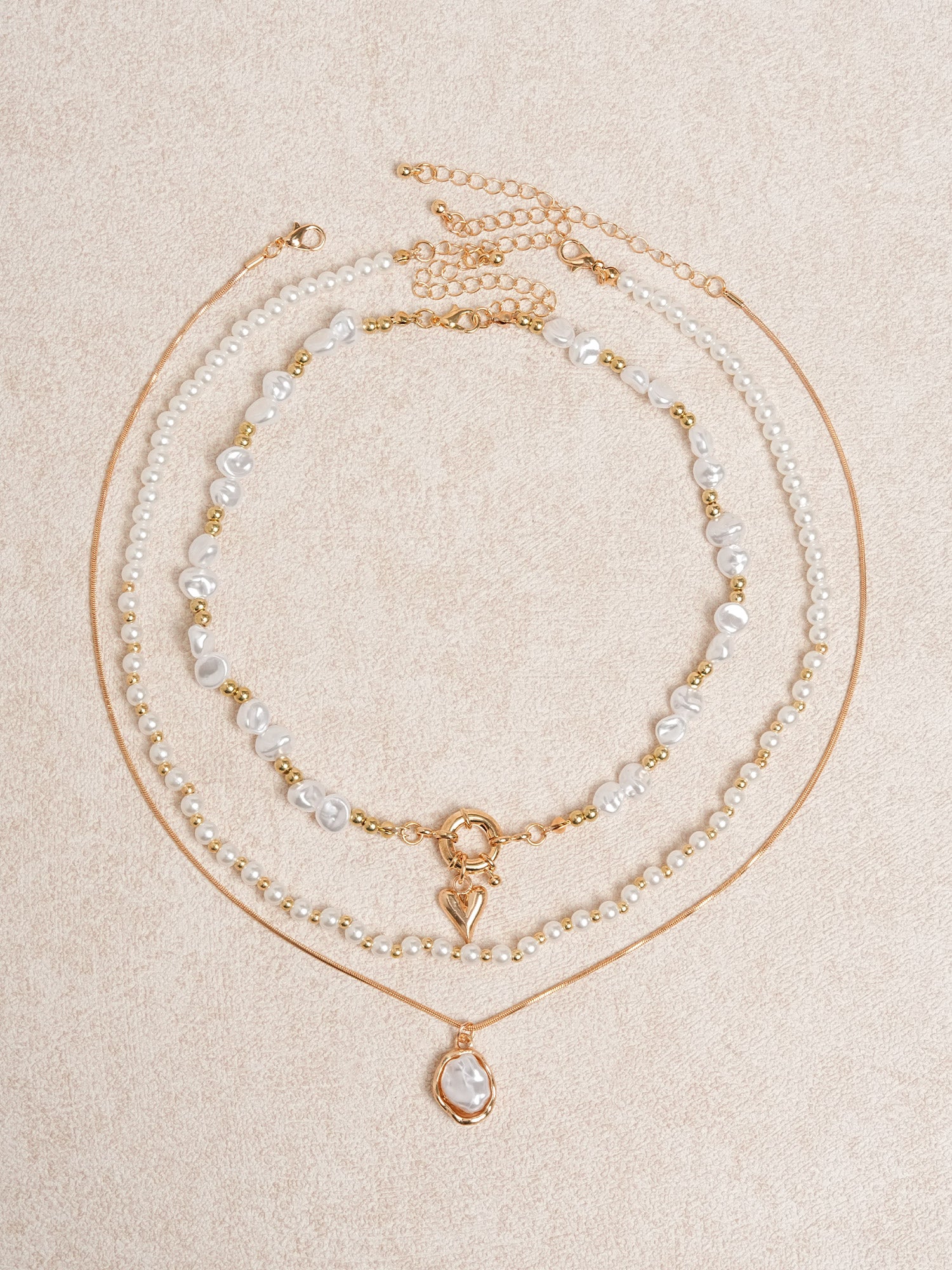 Women's Pearl Pendant Necklace Gold Sustainable - BERLOOK