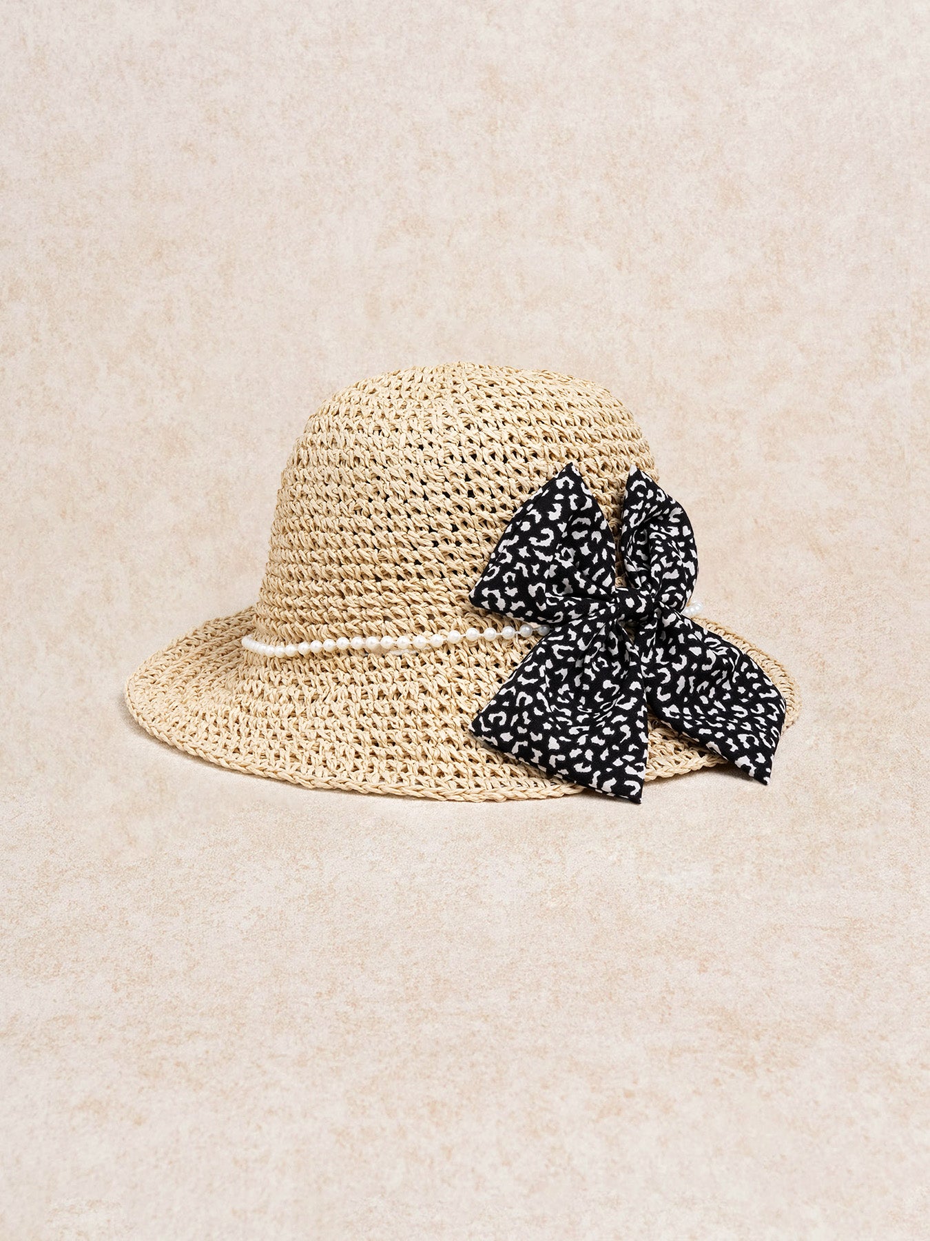 Women's woven straw hat Khaki Sustainable Hats - BERLOOK