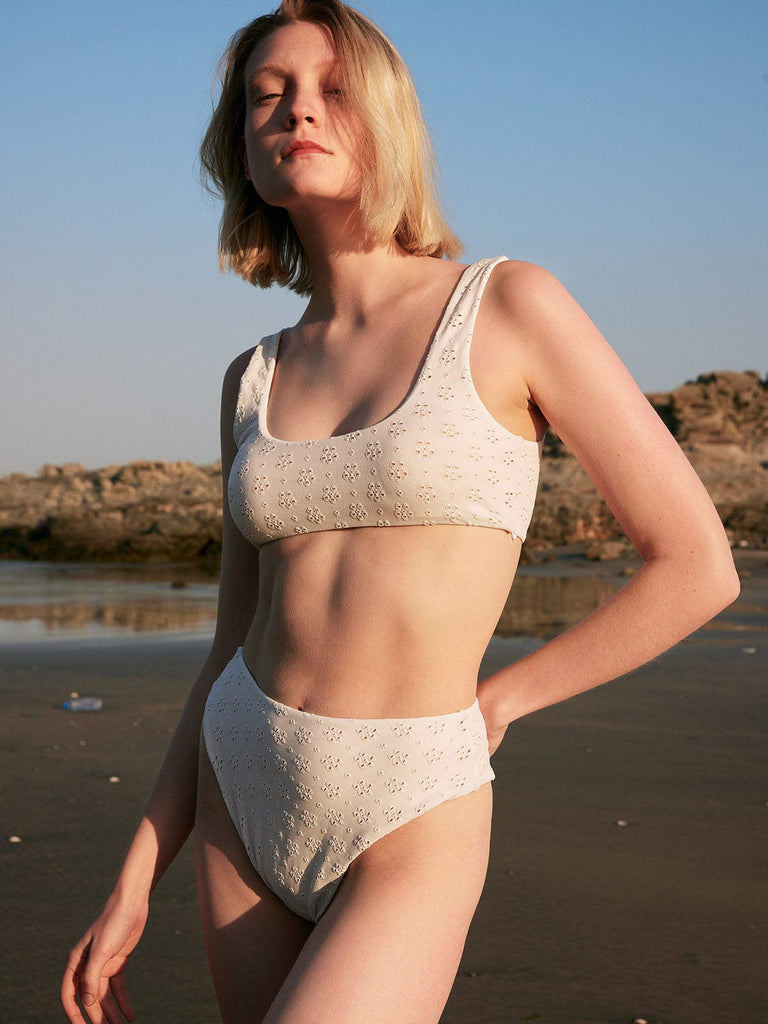 BERLOOK - Sustainable Bikini Bottoms _ White / S Floral Cutout Bikini Bottom