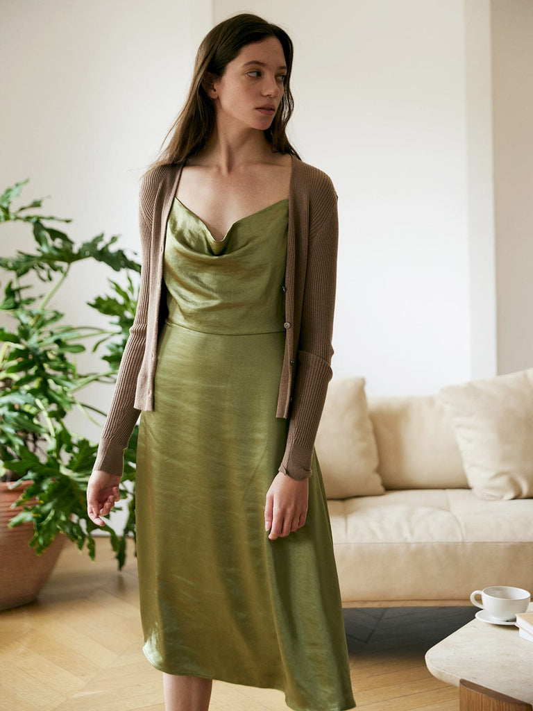 BERLOOK - Sustainable Midi Dresses _ Swing Collar Midi Dress