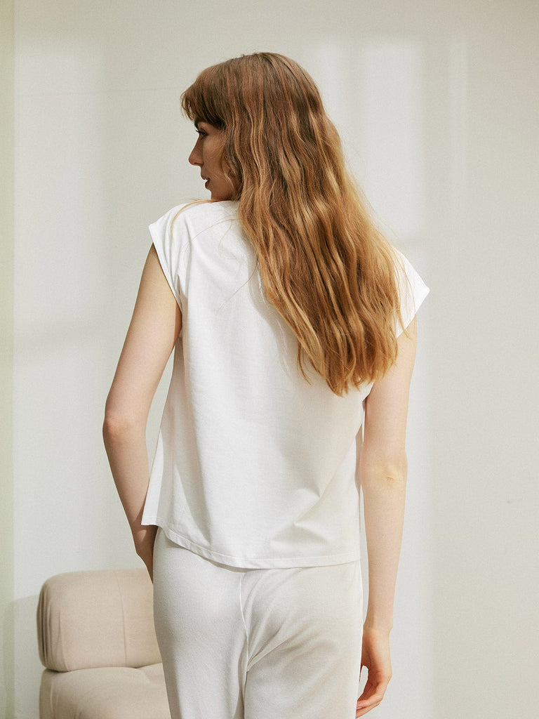BERLOOK - Sustainable Tops _ Notched Cotton V-Neck Tee